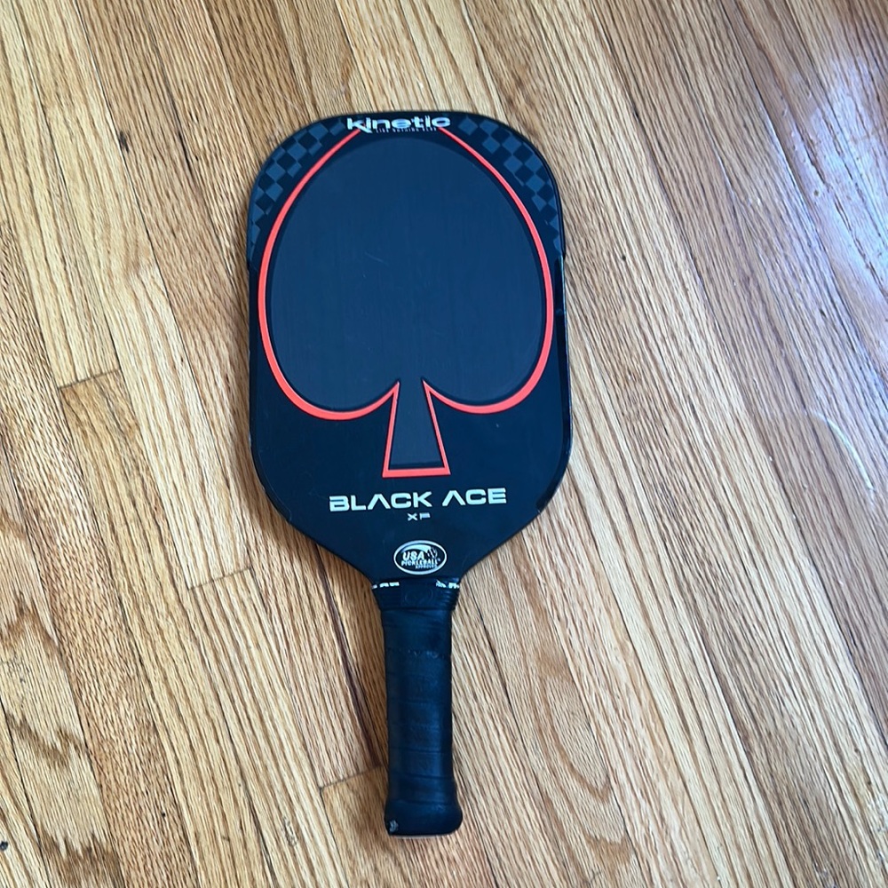 Prokennex Black Ace pickleball paddle